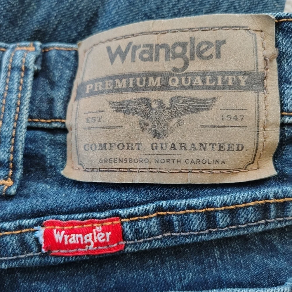 Wrangler Classic Blue Denim Jeans Size 38 X 29